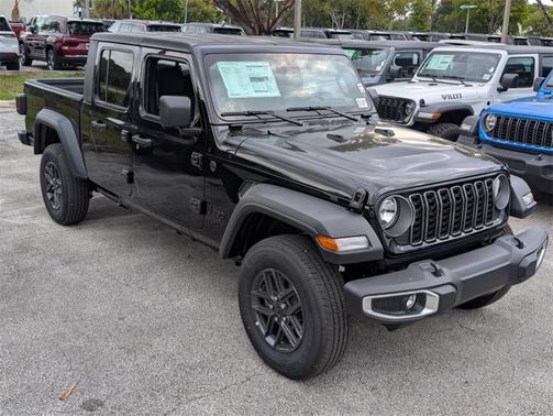 2025 Jeep Gladiator Sport