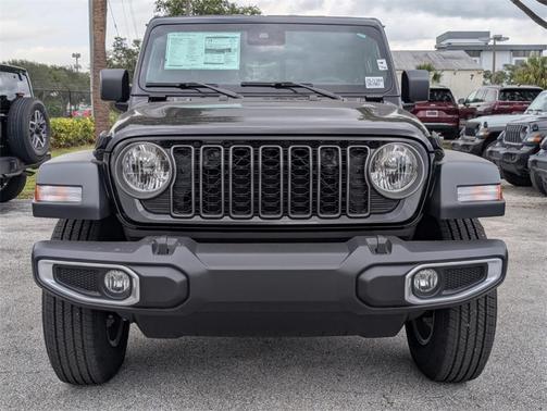2025 Jeep Gladiator Sport