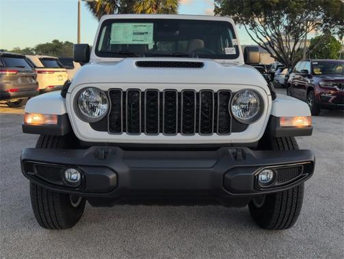 2025 Jeep Gladiator Sport