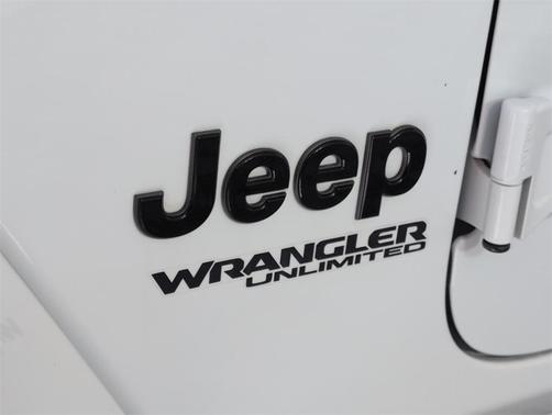 2021 Jeep Wrangler Unlimited Sahara Altitude