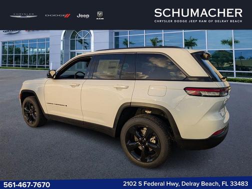 Bright White Clearcoat 2026 Jeep Grand Cherokee Limited