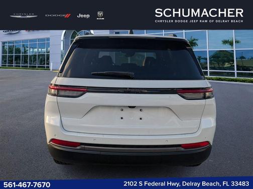 Bright White Clearcoat 2026 Jeep Grand Cherokee Limited