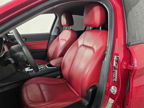 2020 Alfa Romeo Giulia Base