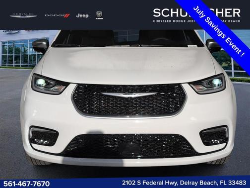 Bright White Clearcoat 2025 Chrysler Pacifica Pinnacle