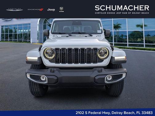 Bright White Clearcoat 2026 Jeep Gladiator Sport