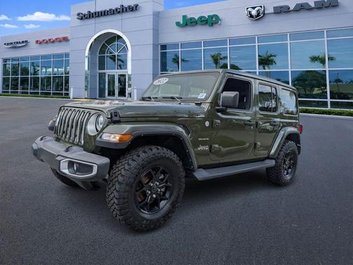 Sarge Green Clearcoat 2022 Jeep Wrangler Unlimited Sahara