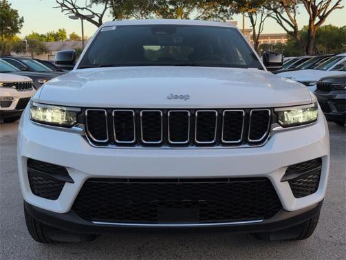 2025 Jeep Grand Cherokee Laredo X