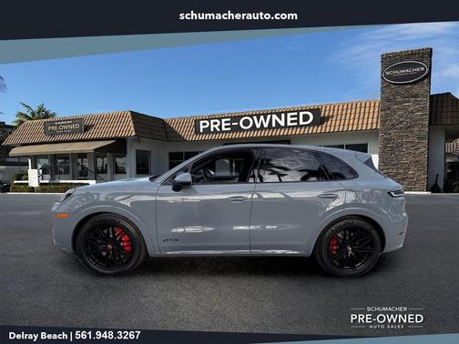 Chalk 2026 Porsche Cayenne GTS