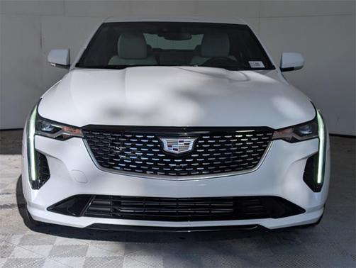 2022 Cadillac CT4 Luxury