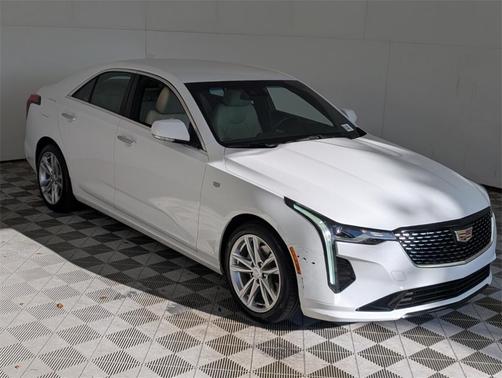 2022 Cadillac CT4 Luxury