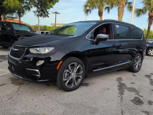 2026 Chrysler Pacifica Pinnacle