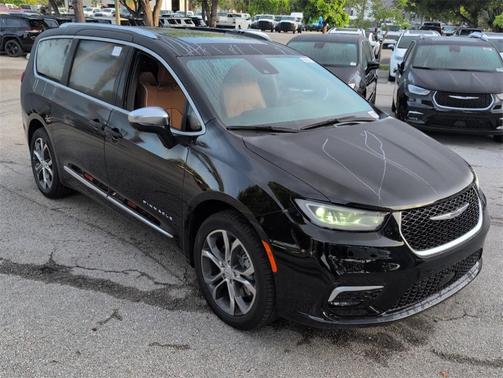 2026 Chrysler Pacifica Pinnacle