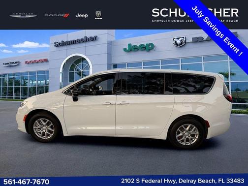 Bright White Clearcoat 2026 Chrysler Pacifica Select