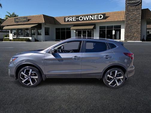 2022 Nissan Rogue Sport SL