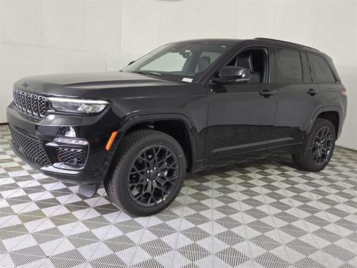 2025 Jeep Grand Cherokee Summit