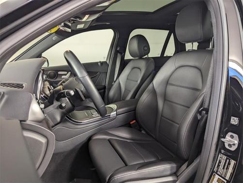 2022 Mercedes-Benz GLC 300 Base 4MATIC