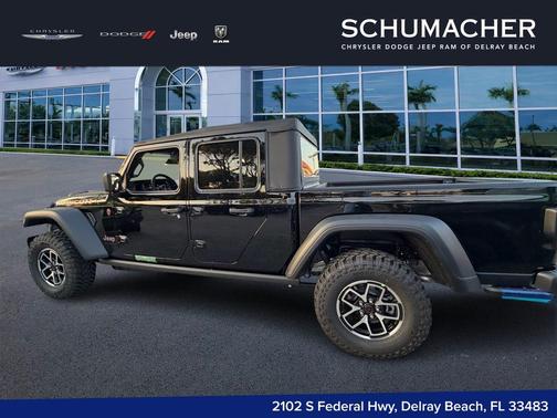Black Clearcoat 2026 Jeep Gladiator Rubicon