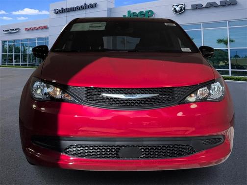 2026 Chrysler Voyager LX