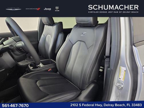Silver Mist Clearcoat 2026 Chrysler Pacifica Select