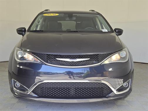 2020 Chrysler Pacifica Touring-L