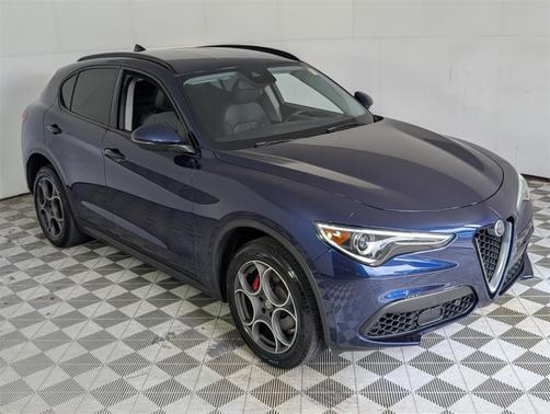 2018 Alfa Romeo Stelvio Base