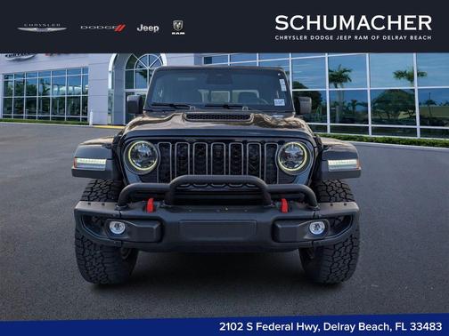 Black Clearcoat 2026 Jeep Gladiator Mojave