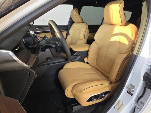 2025 Jeep Grand Cherokee L Summit