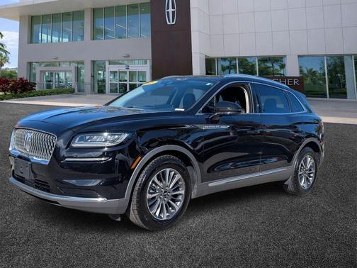 2023 Lincoln Nautilus Standard