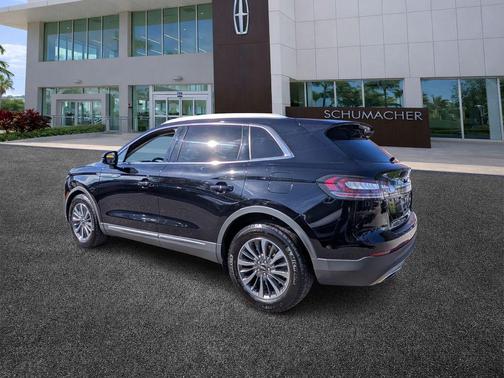 2023 Lincoln Nautilus Standard