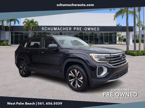 Deep Black Pearl Effect 2024 Volkswagen Atlas 2.0T SE