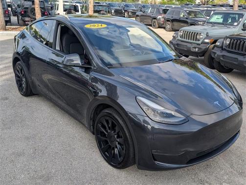 2024 Tesla Model Y Long Range