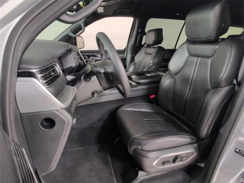 2024 Jeep Wagoneer L Series III