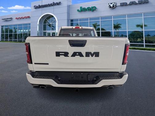 Bright White Clearcoat 2026 RAM 1500 Big Horn/Lone Star