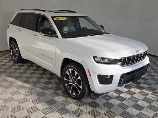 2022 Jeep Grand Cherokee Overland