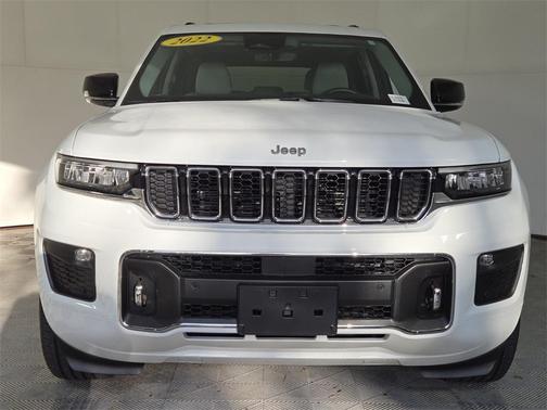 2022 Jeep Grand Cherokee Overland