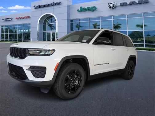 2025 Jeep Grand Cherokee Laredo