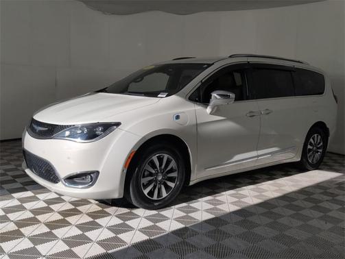 2020 Chrysler Pacifica Hybrid Limited