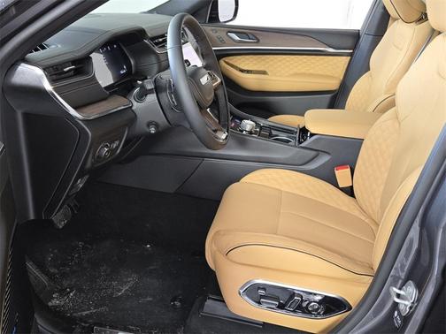 2025 Jeep Grand Cherokee L Summit