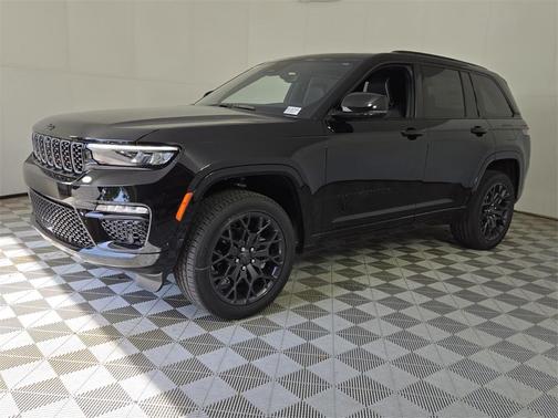 2025 Jeep Grand Cherokee Summit