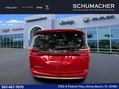 PR6 2027 Chrysler Pacifica SELECT