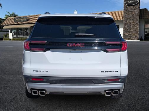 2025 GMC Acadia Elevation