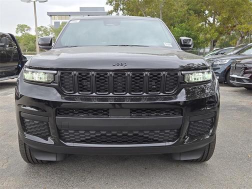 2025 Jeep Grand Cherokee L Laredo