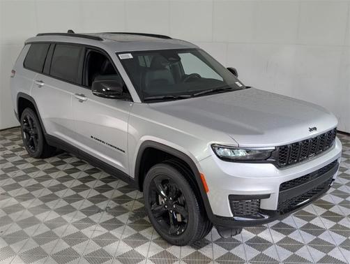2025 Jeep Grand Cherokee L Laredo