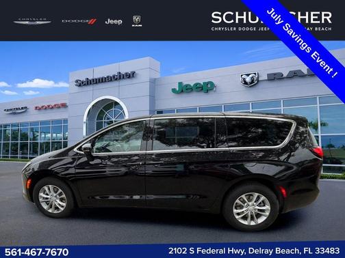 Diamond Black 2027 Chrysler Pacifica SELECT