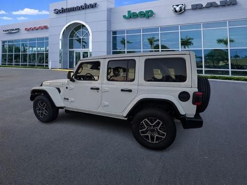 Bright White Clearcoat 2026 Jeep Wrangler Sahara