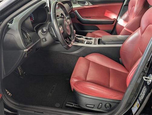 2019 Kia Stinger GT1