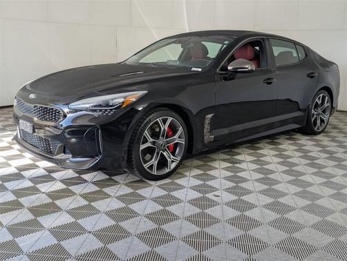 2019 Kia Stinger GT1