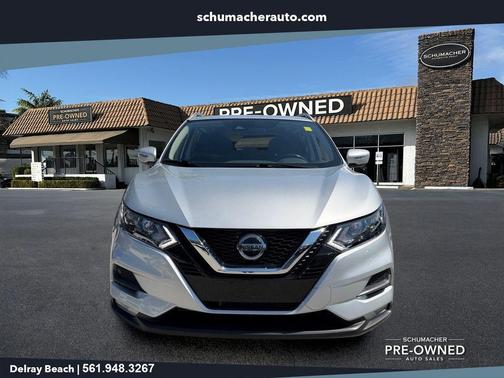 Brilliant Silver Metallic 2021 Nissan Rogue Sport SV