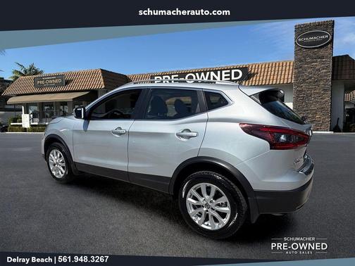 Brilliant Silver Metallic 2021 Nissan Rogue Sport SV