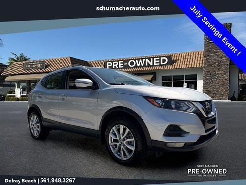 Brilliant Silver Metallic 2021 Nissan Rogue Sport SV